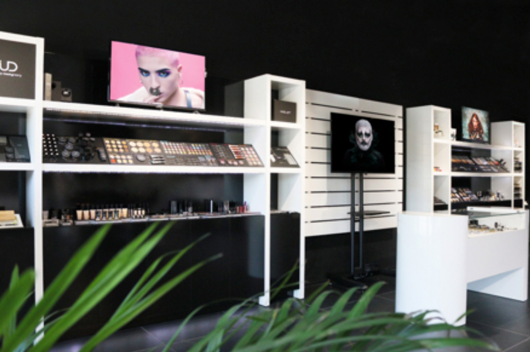 makeup-store.jpg